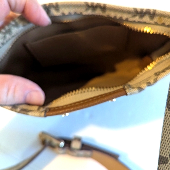 Michael Kors Brown and Cream Belt Bag Size S - Picture 4 of 6